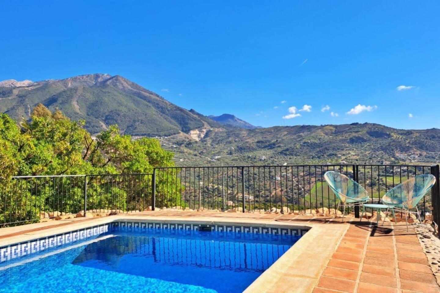 La Perla Andaluza Villa Alcaucín Exteriör bild