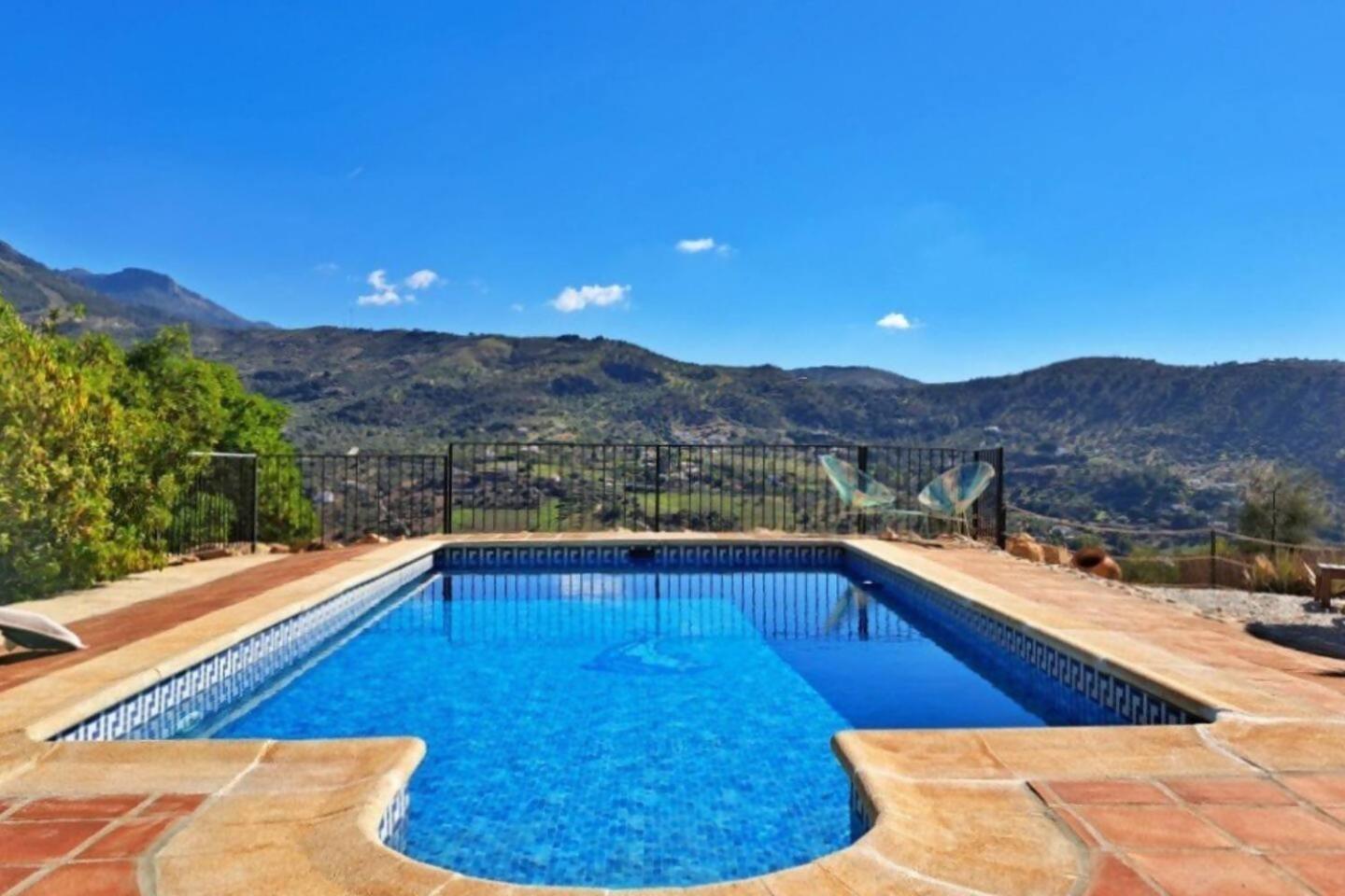 La Perla Andaluza Villa Alcaucín Exteriör bild
